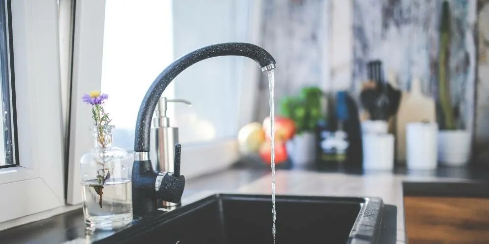 mantenimiento de depósitos de agua en comunidades